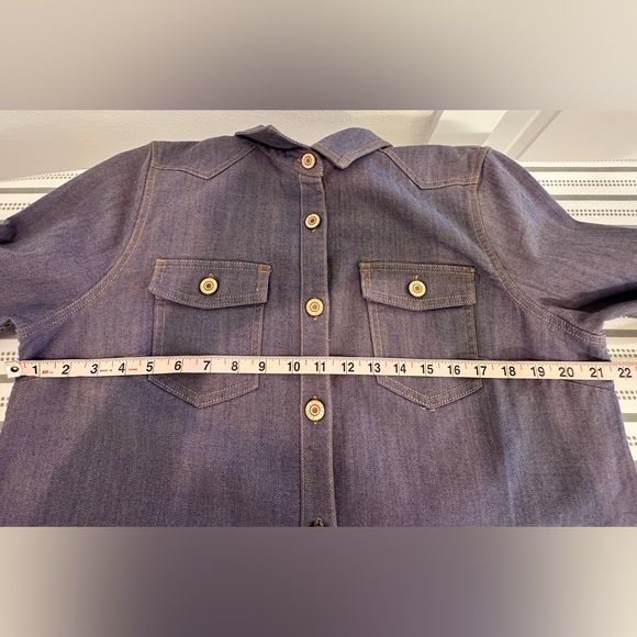 CAbi Ladies Denim Workshop Shacket - Large - Picture 10 of 11